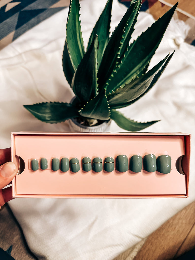 Hotline Press On Nails