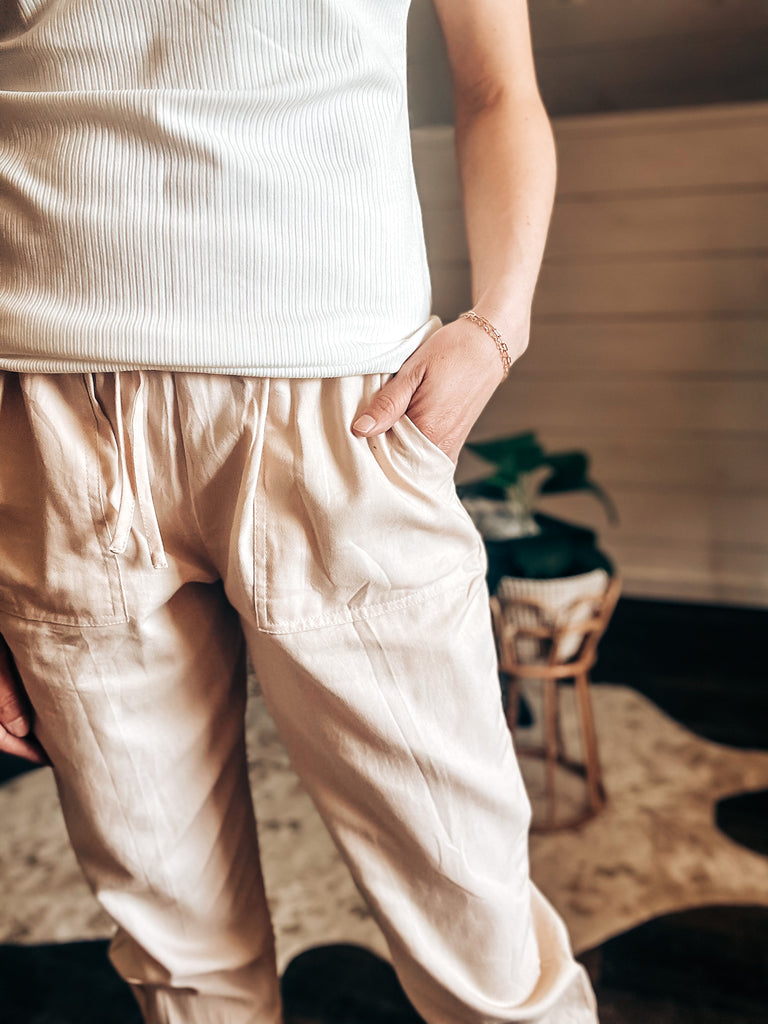Cropped Linen Joggers