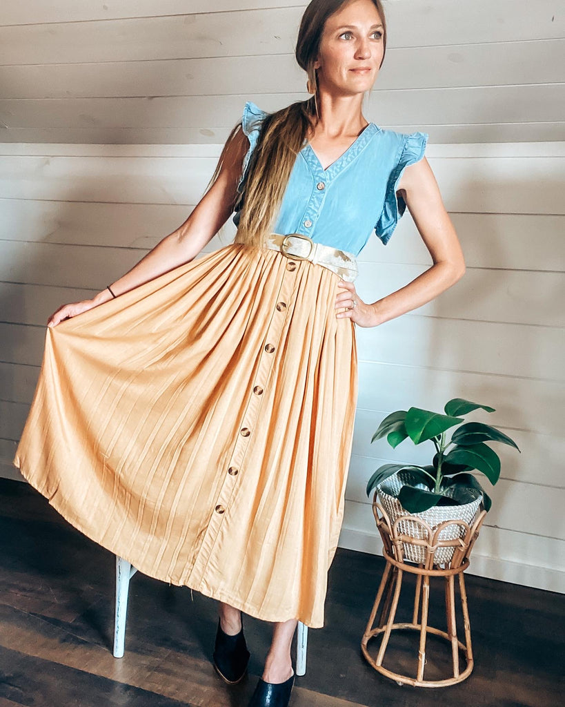 Pleated Button Detail Skirt
